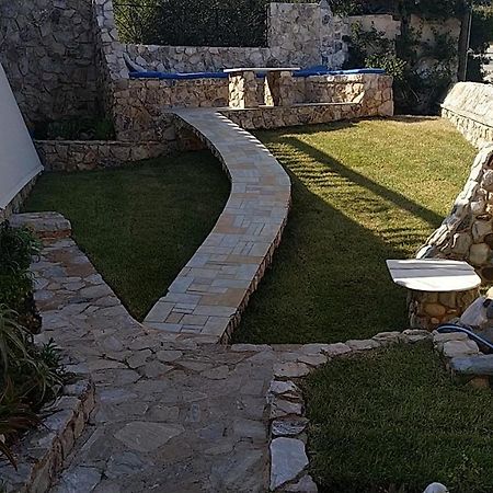 Вилла Το Πετρινο Agia Marina Mikrolimanou Экстерьер фото