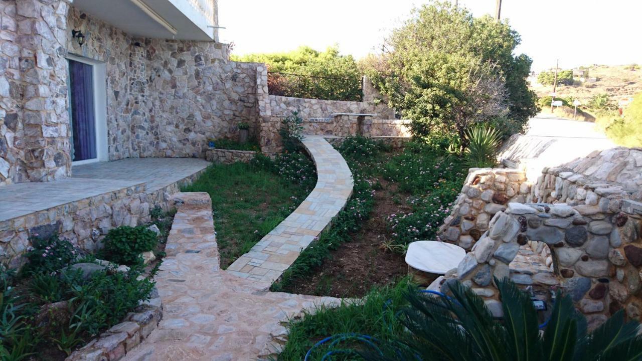 Вилла Το Πετρινο Agia Marina Mikrolimanou Экстерьер фото