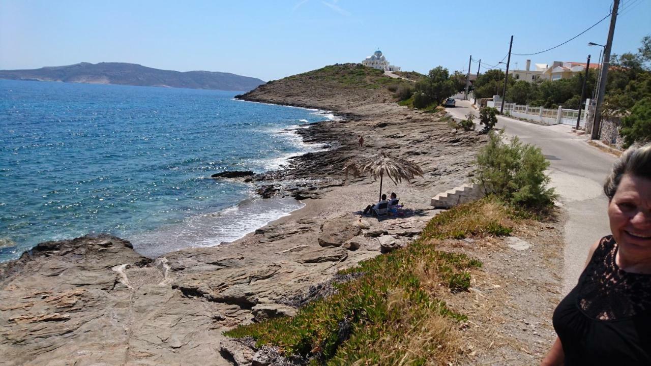 Вилла Το Πετρινο Agia Marina Mikrolimanou Экстерьер фото