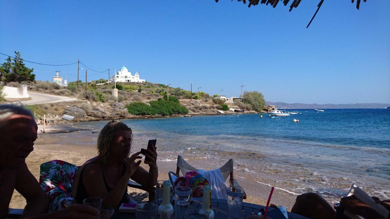 Вилла Το Πετρινο Agia Marina Mikrolimanou Экстерьер фото