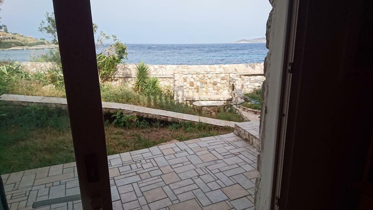 Вилла Το Πετρινο Agia Marina Mikrolimanou Экстерьер фото